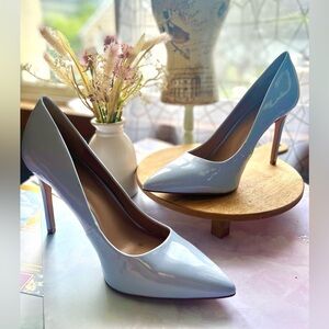 Size 11 Periwinkle blue Pump heels